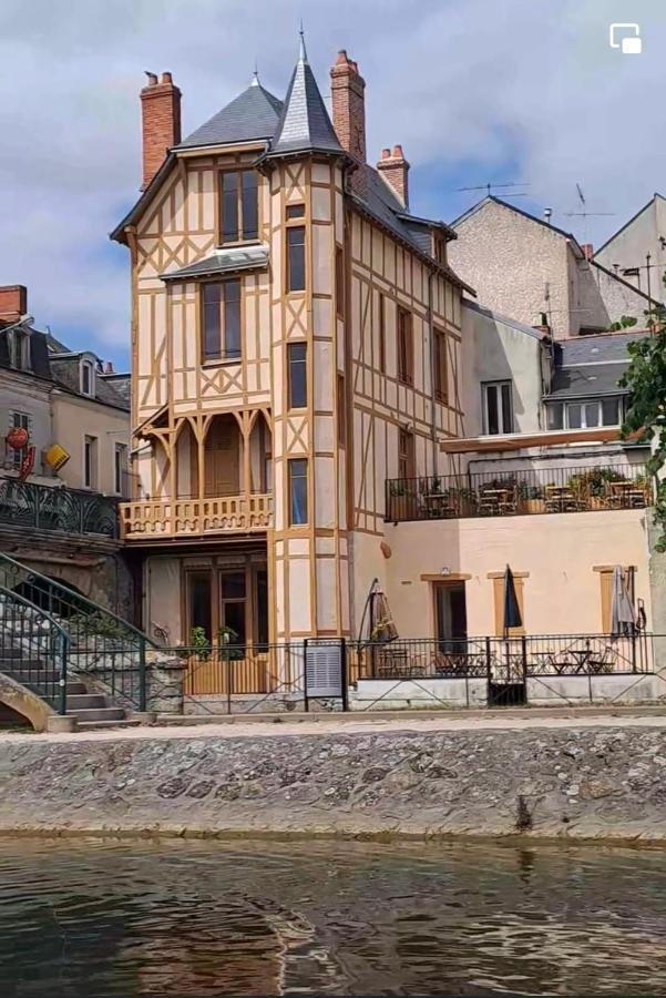 Logis Hotel La Maison A Pan De Bois В'єрзон Екстер'єр фото